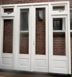 Kozijn met dubbele paneeldeuren en zijlichten uitzet raampje, Doe-het-zelf en Verbouw, Deuren en Horren, Nieuw, Ophalen of Verzenden