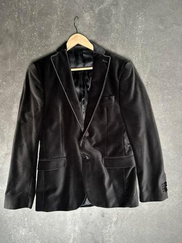 Prachtig velours blazer ZARA maat S/M 48 voor de feestdagen beschikbaar voor biedingen