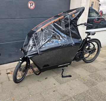Urban Arrow Family Cargo Line Elektrische Bakfiets  beschikbaar voor biedingen