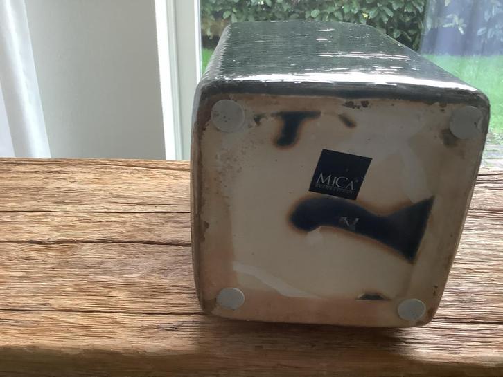 Mica vaas - Vierkant model - Grijs/Zwart - 28cm, Huis en Inrichting, Woonaccessoires | Vazen, Zo goed als nieuw, Zwart, Minder dan 50 cm