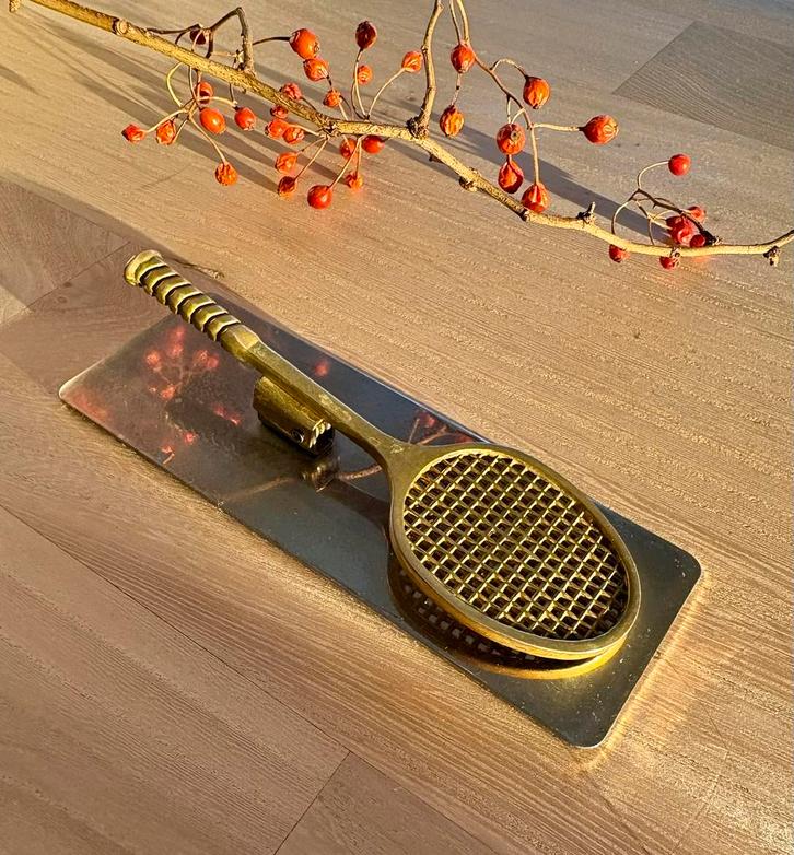 Vintage tennisracket presse-papier van metaal, Antiek en Kunst, Antiek | Kantoor en Zakelijk, Ophalen of Verzenden