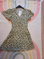 Nieuw: cache cache maat 38 groen wit jurkje elastiek in tai, Kleding | Dames, Maat 38/40 (M), Nieuw, Ophalen of Verzenden, Cachet cache
