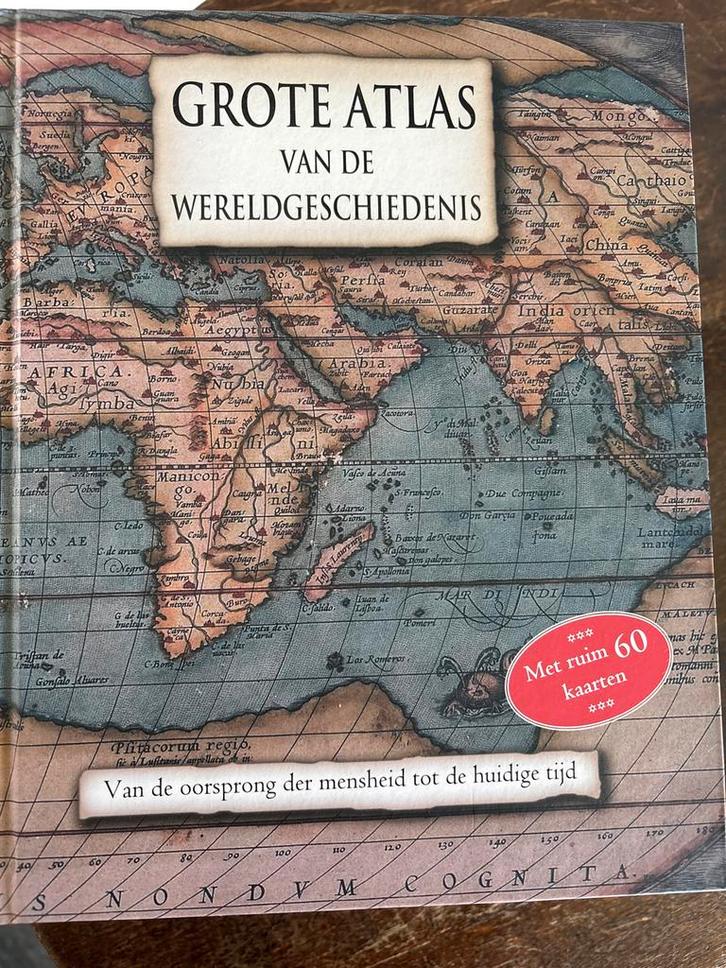 Grote Atlas van de Wereldgeschiedenis, Boeken, Atlassen en Landkaarten, Zo goed als nieuw, Overige atlassen, Wereld, Voor 1800