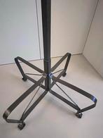 Stijlvolle metalen kapstok, Gebruikt, Ophalen of Verzenden, Metaal, Staande kapstok