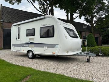 Hobby DE LUXE 440 SF/BANK AIRCO/MOVER  beschikbaar voor biedingen