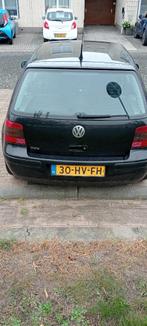 Volkswagen Golf 1.6 77KW 2002 Zwart, Auto's, Voorwielaandrijving, 4 cilinders, Zwart, 1200 kg