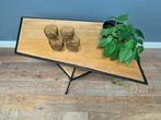 Industriële salontafel hoekig zwart metaal hout vintage, Ophalen, Gebruikt, 50 tot 100 cm, Onbekend