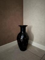 Mooie zwart glazen vaas met veegjes, Ophalen, Gebruikt, Zwart, Glas