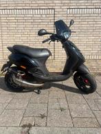 Piaggio zip A1 210 CC HT UNIEK, Fietsen en Brommers, Scooters | Piaggio, Maximaal 45 km/u, Zip, Zo goed als nieuw, Benzine