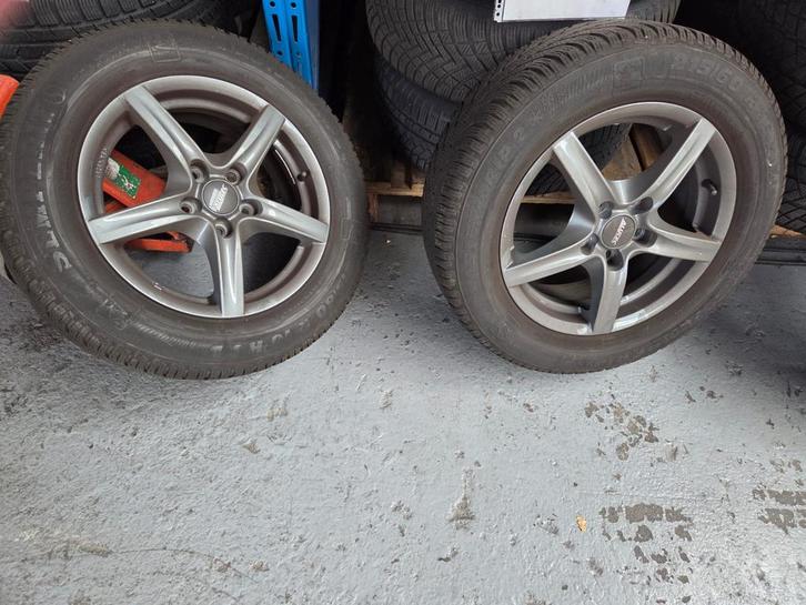 Winterbanden en zomerbanden, Auto-onderdelen, Banden en Velgen, Banden en Velgen, Winterbanden, 16 inch, 215 mm, Bestelwagen, Ophalen