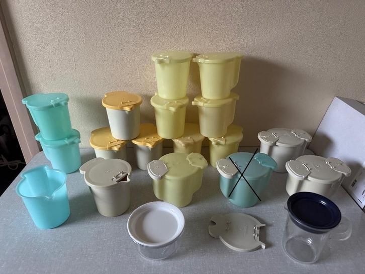 TUPPERWARE melkkannetjes en suikerkannetjes suikerstrooiers, Huis en Inrichting, Keuken | Tupperware, Gebruikt, Beker of Kan, Blauw