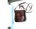 leren bruin heup/tasje met verstelbare riem, Sieraden, Tassen en Uiterlijk, Tassen | Damestassen, Ophalen of Verzenden, Zo goed als nieuw