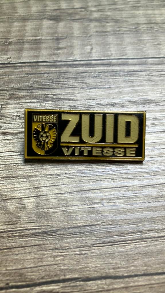 Vitesse speld, Ophalen of Verzenden, Gebruikt