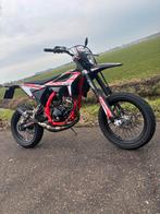 Beta RR 50 Track 2024 77cc - Supermoto, Fietsen en Brommers, Ophalen, Zo goed als nieuw, Blok, Beta