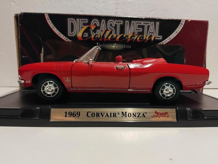 Chevrolet Corvair Monza cabriolet Signature 1:18 KRD, Hobby en Vrije tijd, Modelauto's | 1:18, Zo goed als nieuw, Auto, Overige merken