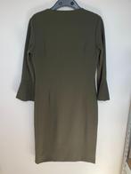 Lilytime donkergroene jurk rechtvallend maat 38, Kleding | Dames, Jurken, Ophalen of Verzenden, Zo goed als nieuw, Knielengte