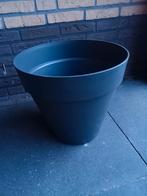 Gratis hard plastic bloempot grijs, Tuin en Terras, Kunststof, Gebruikt, Rond, Ophalen of Verzenden