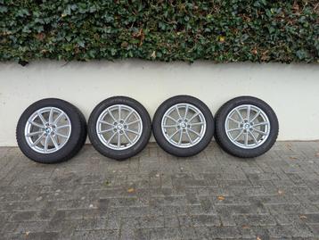 BMW X1 F48 styling 560 velgen 17 inch met Dunlop winterband beschikbaar voor biedingen