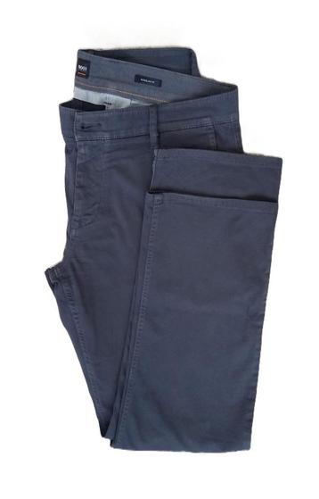 donkerblauwe Boss broek  36/32  regular fit beschikbaar voor biedingen