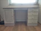 massief houten (grenen) bureau, Ophalen, Gebruikt