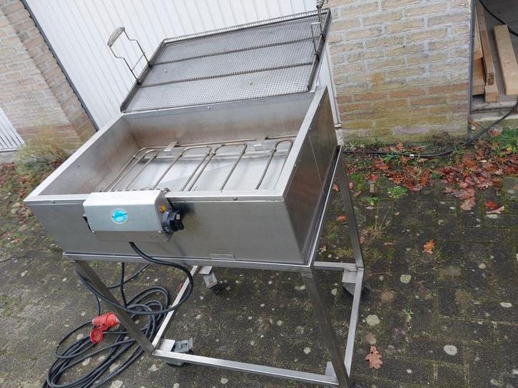Beko oliebollen frituur 10kW op rvs onderstel, Witgoed en Apparatuur, Frituurpannen, Gebruikt, 4 liter of meer, Ophalen