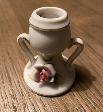 Vintage Kandelaar met Roos beschikbaar voor biedingen