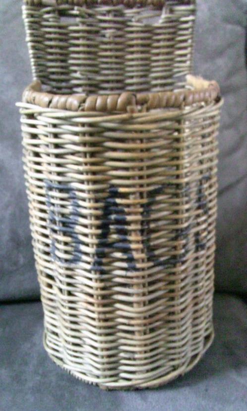 ROTAN BAGS wandmand cottage style voor zakjes, Huis en Inrichting, Woonaccessoires | Schalen en Manden, Gebruikt, Mand, Overige vormen