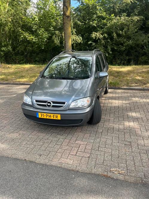 Opel Zafira 1.8 16V 2004 Grijs, Auto's, Opel, Particulier, Zafira, Benzine, D, MPV, Handgeschakeld, Origineel Nederlands, Zilver of Grijs