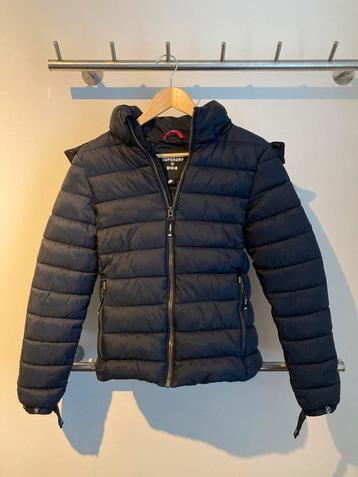 Superdry dames winterjas maat 38 beschikbaar voor biedingen