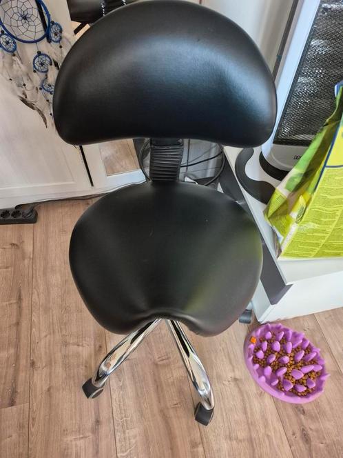 Ergonomische zadelkruk met rugleuning, Huis en Inrichting, Bureaustoelen, Zo goed als nieuw, Bureaukruk, Ophalen