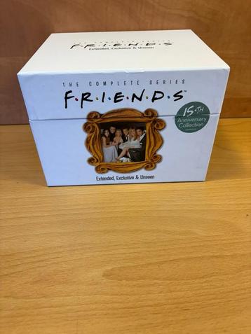 Friends the complete series 15th anniversary #30375 beschikbaar voor biedingen