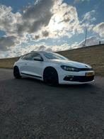 Volkswagen Scirocco 2.0 TSI 271pk, 65 €/maand, 4 cilinders, 1984 cc, 4 stoelen