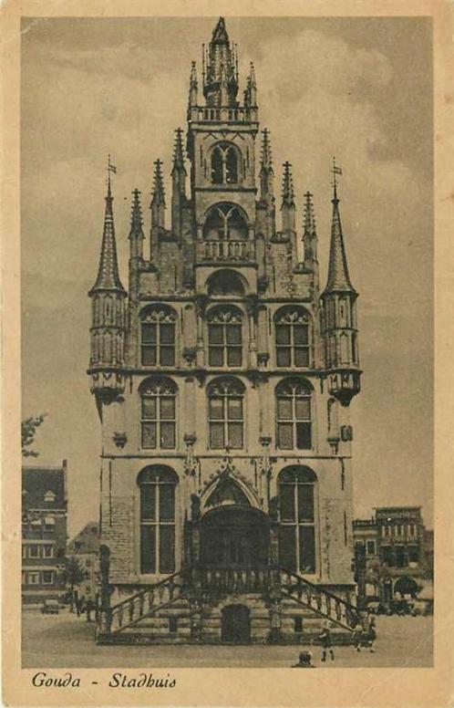 (377-527-025) Gouda Stadhuis, Verzamelen, Ansichtkaarten | Nederland, Zuid-Holland, Verzenden