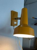 Vintage Seventies Metalen Gele Wandlamp Spotje + Schakelaar, Huis en Inrichting, Lampen | Wandlampen, Ophalen of Verzenden, Gebruikt