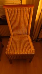 GRATIS 8 Rieten stoelen set, Huis en Inrichting, Stoelen, Ophalen, Riet of Rotan, Gebruikt, Bruin