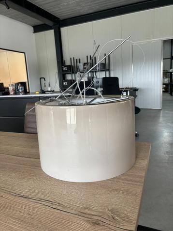 Designer hanglampen beschikbaar voor biedingen