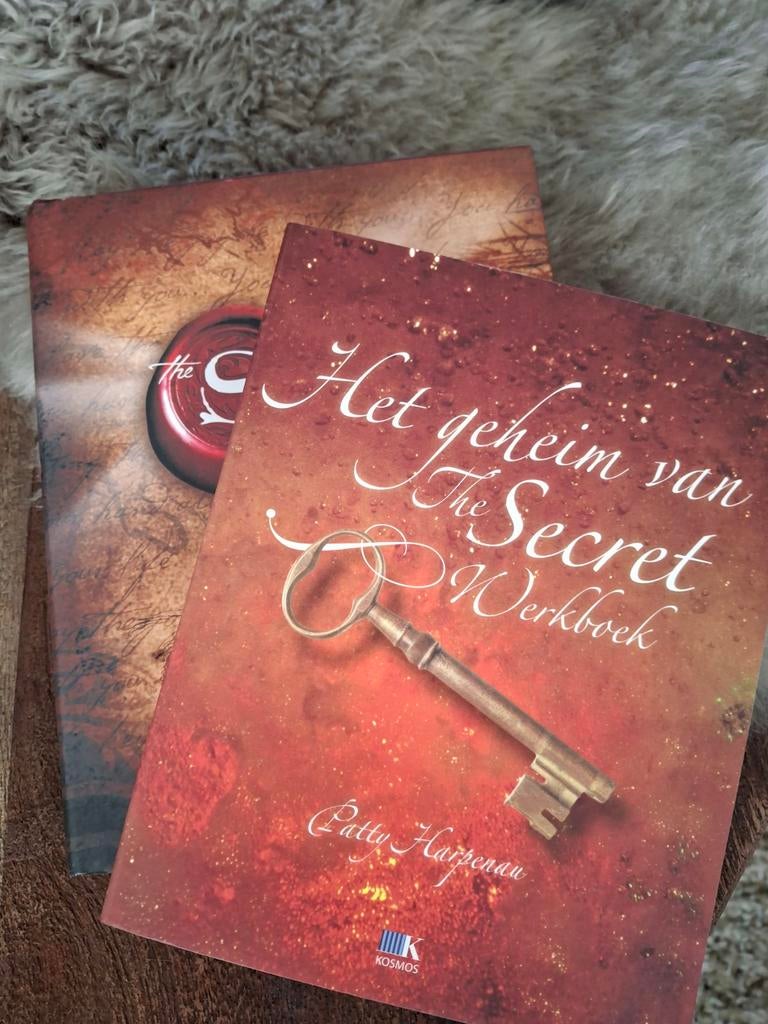 Rhonda Byrne - The Secret zgan! Met werkboek!, Spiritualiteit algemeen, Overige typen, Ophalen of Verzenden, Zo goed als nieuw