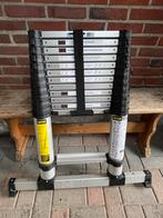 Teleskoop ladder. Nooit gebruikt met alles erbij. 3,80M, Doe-het-zelf en Verbouw, Ladders en Trappen, Ophalen, Zo goed als nieuw
