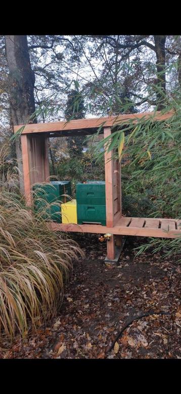 Ombouw bijenkasten douglas  beschikbaar voor biedingen