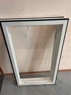 Houten raam te koop, Doe-het-zelf en Verbouw, Kozijnen en Schuifpuien, Raamkozijn, Zo goed als nieuw, Hout, Ophalen