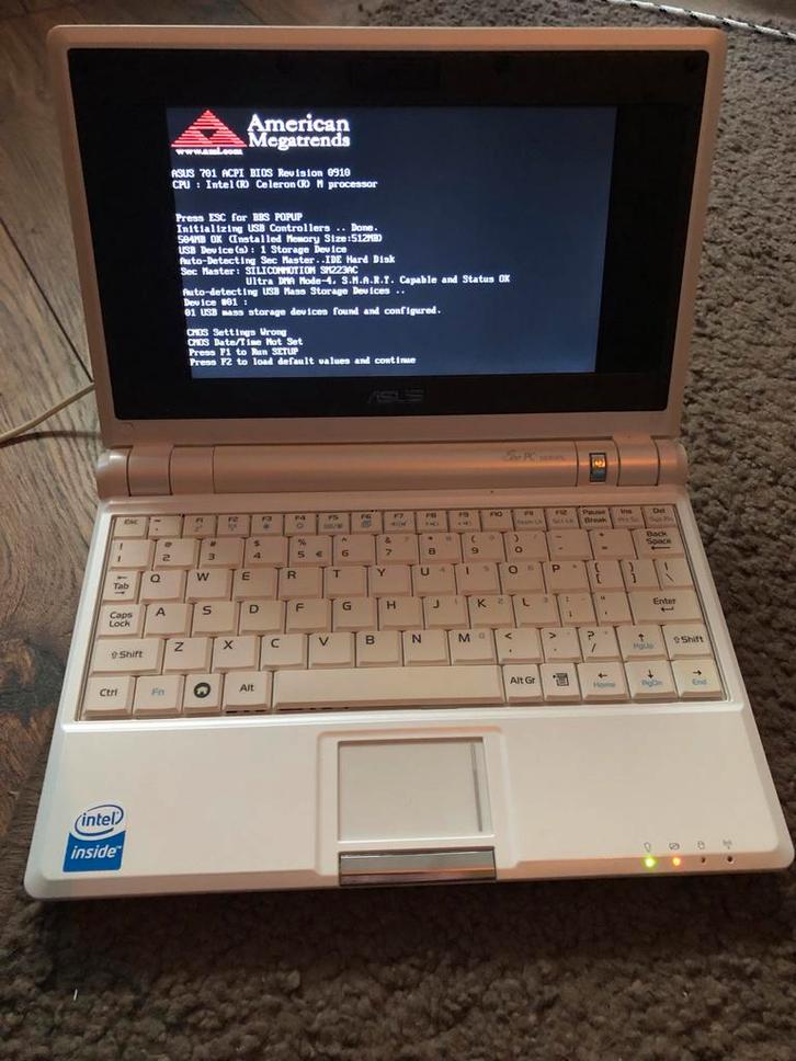 Asus Eee PC 4G - Windows Netbook, Computers en Software, Windows Laptops, Gebruikt, 10 inch of minder, SSD, Minder dan 2 Ghz, Minder dan 4 GB