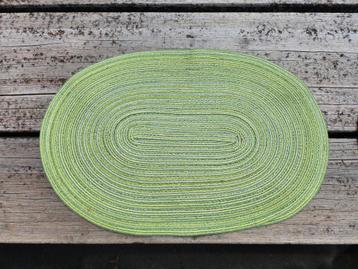 Placemats beschikbaar voor biedingen
