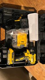 Dewalt dcd777d2t boormachine compleet, Doe-het-zelf en Verbouw, Gereedschap | Boormachines, Boormachine, 600 watt of meer, Variabele snelheid