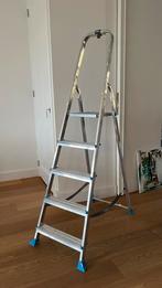 Ladder - 5 Treden - Wegens Verhuizing, Doe-het-zelf en Verbouw, Ladders en Trappen, Ophalen, Gebruikt, Ladder, Opvouwbaar of Inschuifbaar