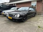 Mercedes E55 AMG 2000 Zwart motor defect, Auto's, Te koop, Geïmporteerd, 5 stoelen, Benzine