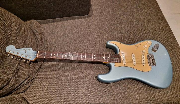 Unieke Fender Stratocaster FSR Deluxe American Vintage '62, Muziek en Instrumenten, Snaarinstrumenten | Gitaren | Elektrisch, Gebruikt