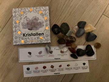 De helende kracht van Kristallen - met edelstenen beschikbaar voor biedingen