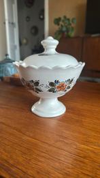 Dekselpot bonbonniere Flora Keramiek Gouda vintage, Antiek en Kunst, Antiek | Servies los, Ophalen of Verzenden