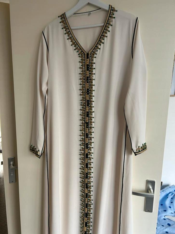 Caftan, marokkaanse jurk, Kleding | Dames, Jurken, Zo goed als nieuw, Maat 38/40 (M), Wit, Onder de knie, Ophalen