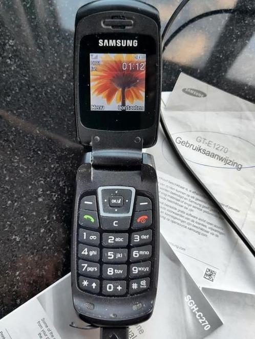 Kleine Samsung SGH-C270 zwart flip, Telecommunicatie, Mobiele telefoons | Samsung, Zo goed als nieuw, Overige modellen, Zonder abonnement